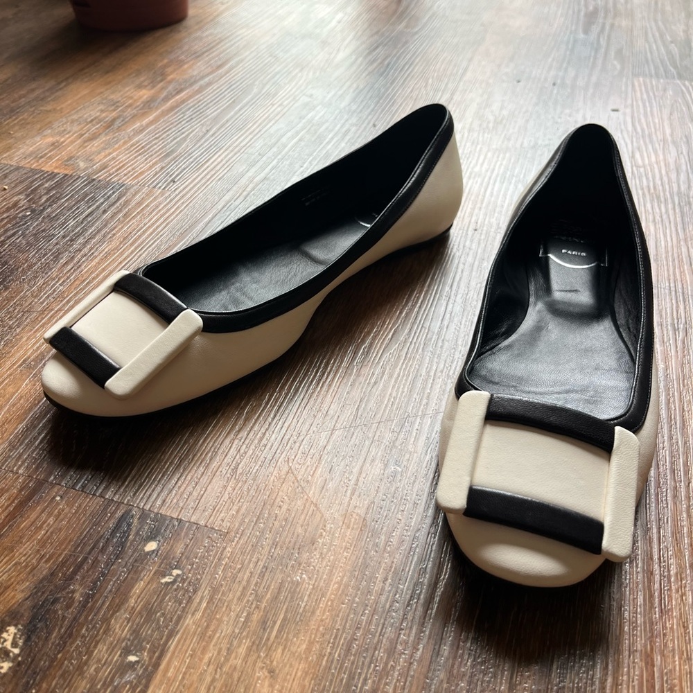White Ballet Flat Roger Vivier - Picture 2 of 9